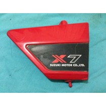 Suzuki X7 X 7 1981 81 Side Cover Guard Frame Fairing Red and Black